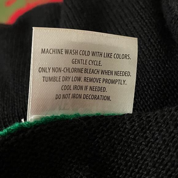 Home Alone MERRY CHRISTMAS YOU FILTHY ANIMALS Kevin Sweater Size L - Picture 4 of 4